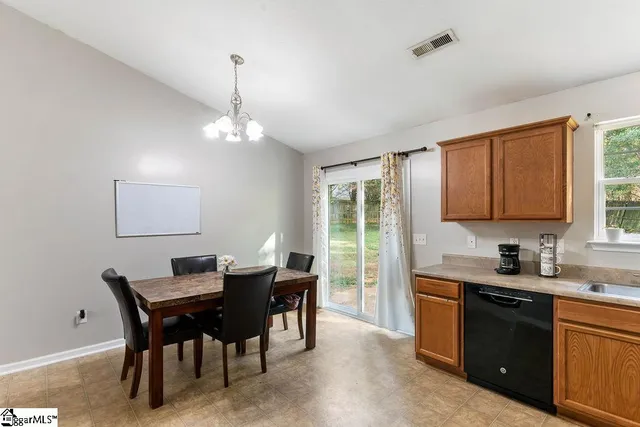 $235,000 | 816 Gray Eagle Lane, Boiling Springs, SC 29316