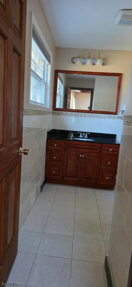 161 Mt Horeb Road Warren, NJ 07059 - Photo 5 of 12