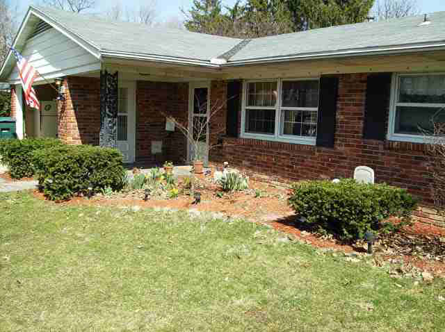 4206 North Manchester Road Muncie, IN 47304 - Photo 2 of 8 Gallery Image 2