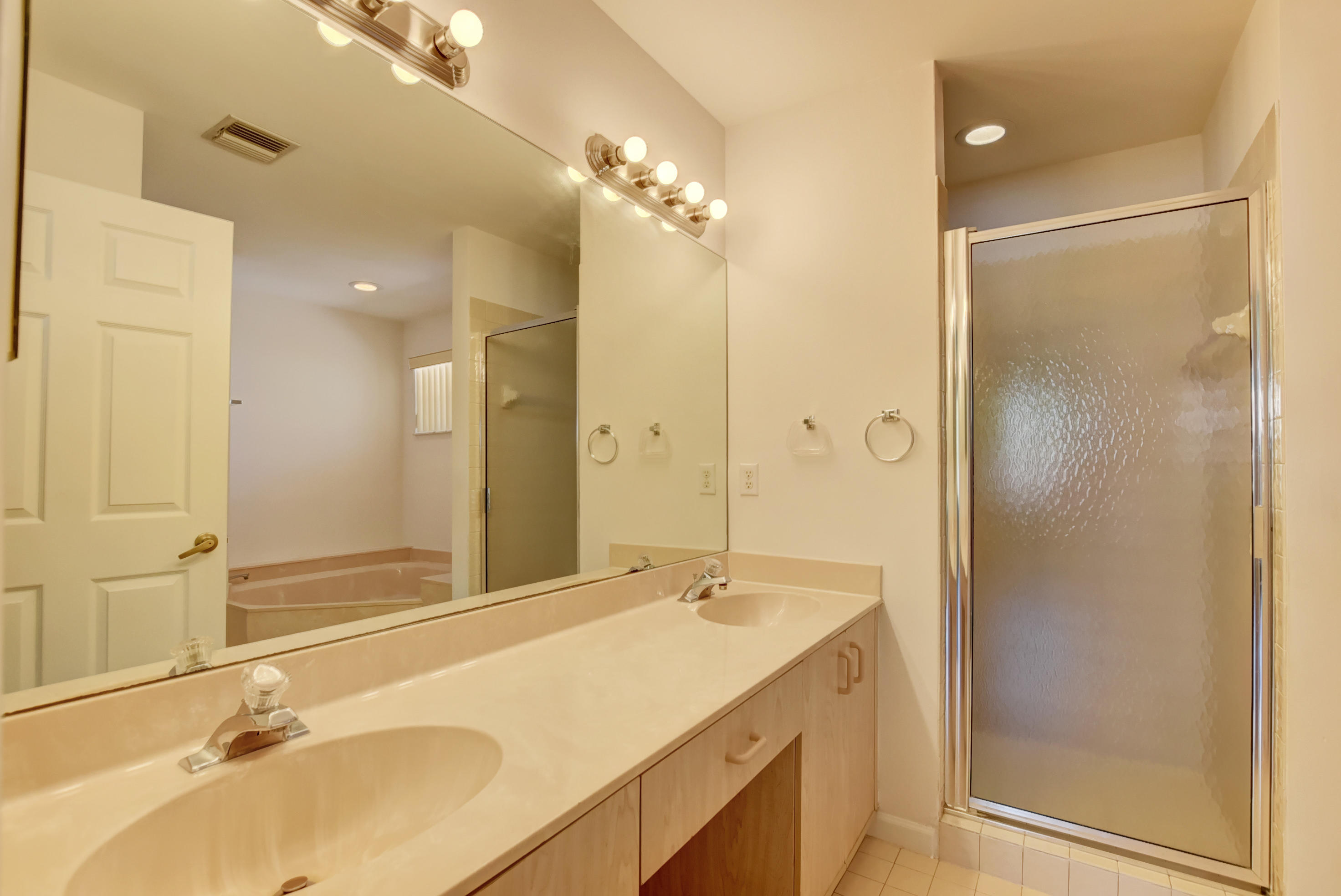 23429 Radient Court Boca Raton, FL 33428 - Photo 20 of 28 33_ebf_3273and4more