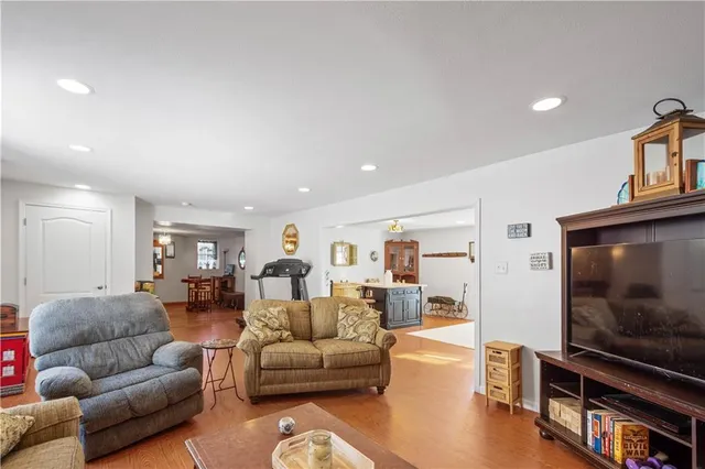 $195,000 | 1 Blanche Road, Fredericktown, PA 15333