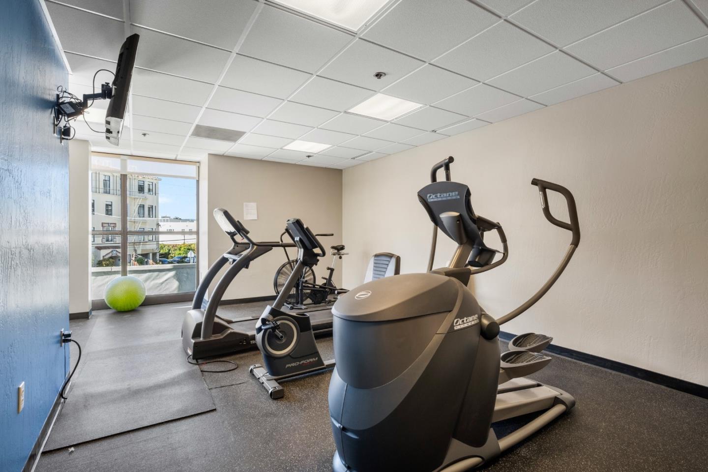 110 Park Road, Unit 103 Burlingame, CA 94010 - Photo 38 of 48 a view of a room with gym equipment