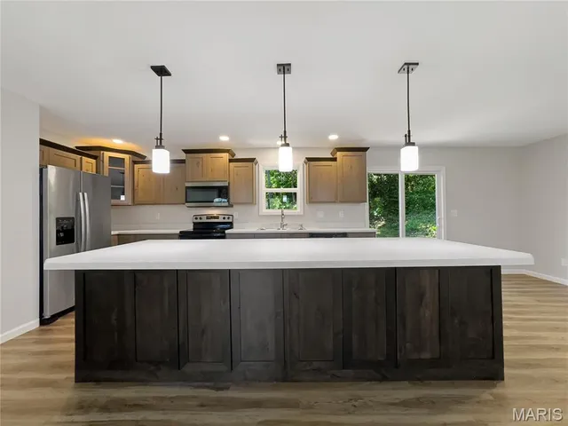 $349,000 | 326 State Highway West, Macks Creek, MO 65786