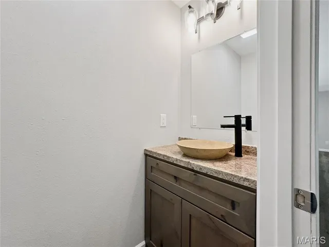 $349,000 | 326 State Highway West, Macks Creek, MO 65786