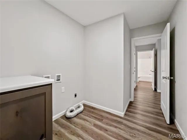 $349,000 | 326 State Highway West, Macks Creek, MO 65786