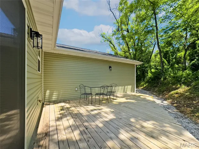 $349,000 | 326 State Highway West, Macks Creek, MO 65786