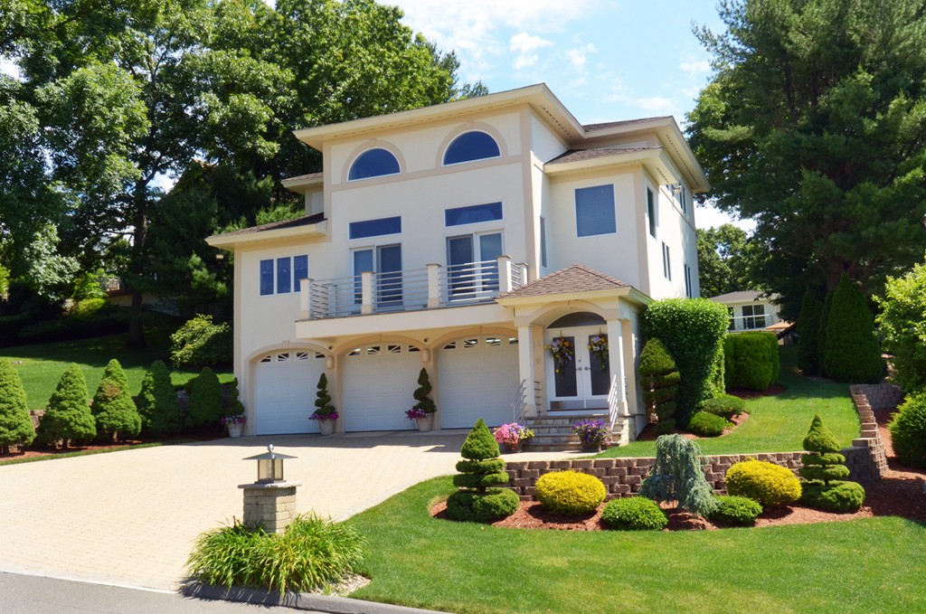 11 Pine Tree Drive Saugus, MA 01906 - Photo 1 of 30