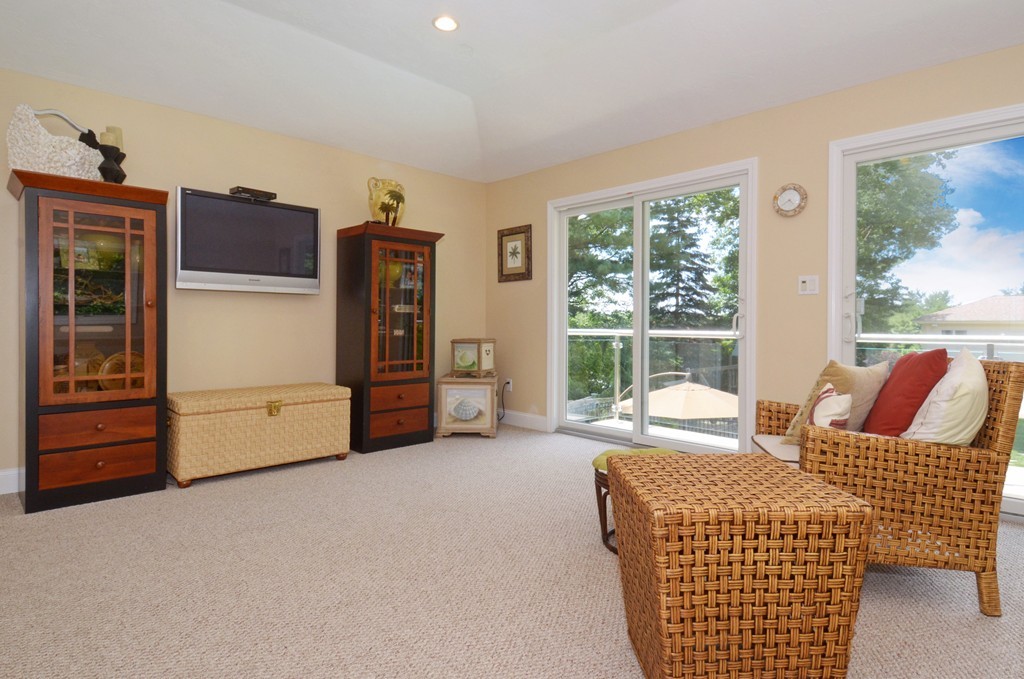 11 Pine Tree Drive Saugus, MA 01906 - Photo 12 of 30