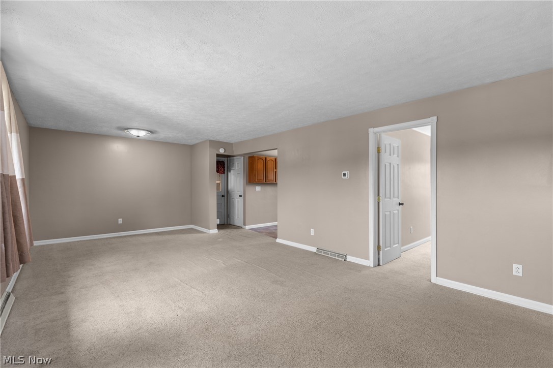 67200 Plainfield Road Belmont, OH 43718 - Photo 8 of 38