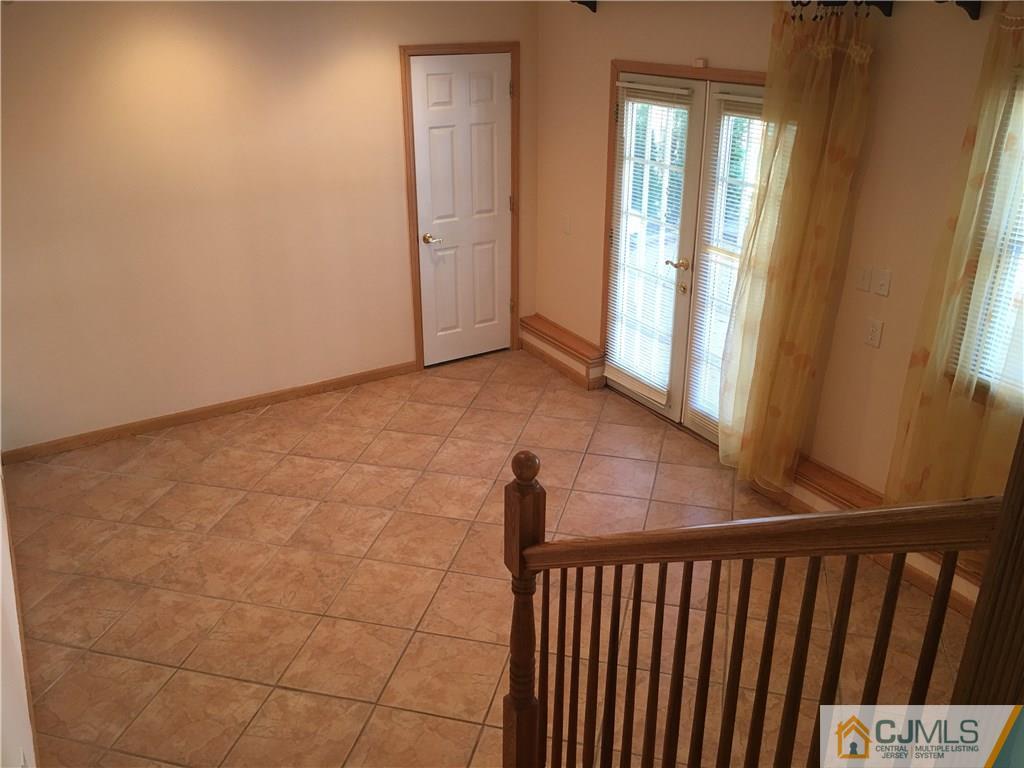 33 Back Drive Edison, NJ 08817 - Photo 11 of 25 a view of a hallway