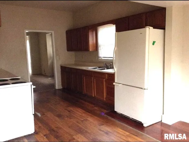 $140,000 | 701 West College Street, Carbondale, IL 62901