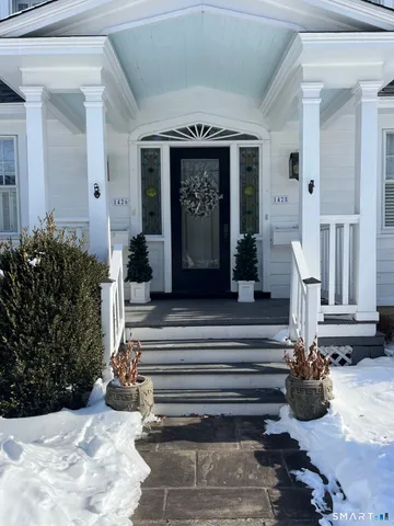 $2,375 | 1426 Stratfield Road, Fairfield, CT 06825