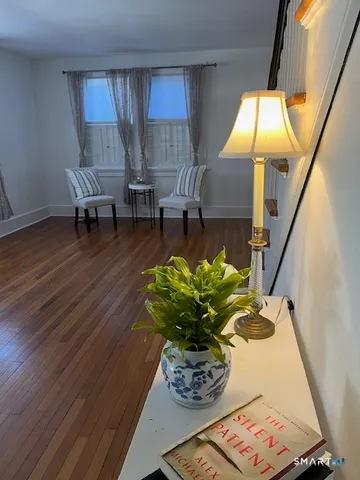 $2,375 | 1426 Stratfield Road, Fairfield, CT 06825