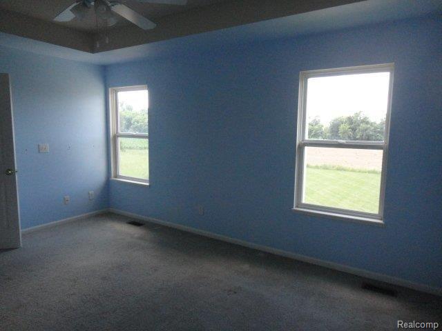 5215 North Belsay Road Flint, MI 48506 - Photo 15 of 25 DSC03764.JPG