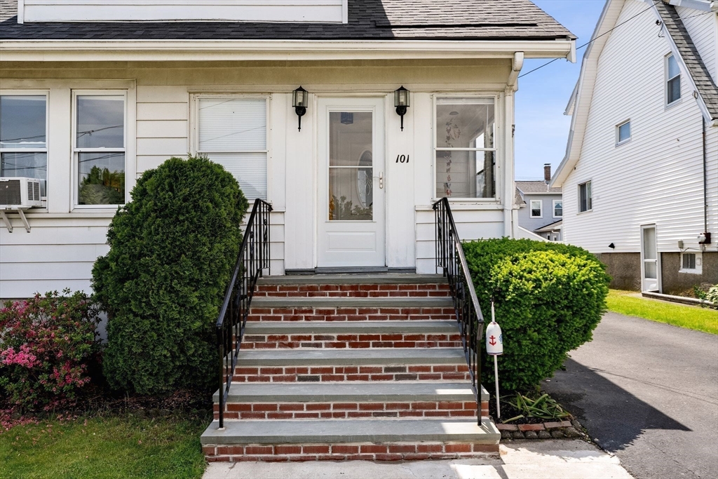 101 Bayfield Road Quincy, MA 02171 - Photo 4 of 42