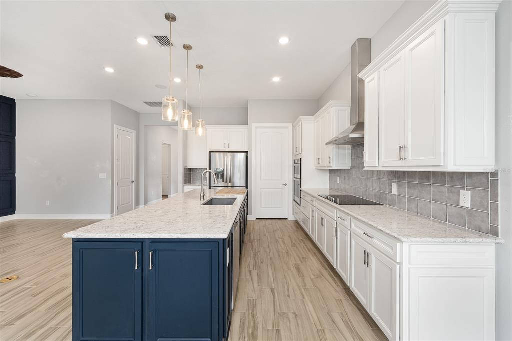 5693 Southwest 90th Court Road Ocala, FL 34481 - Photo 11 of 57