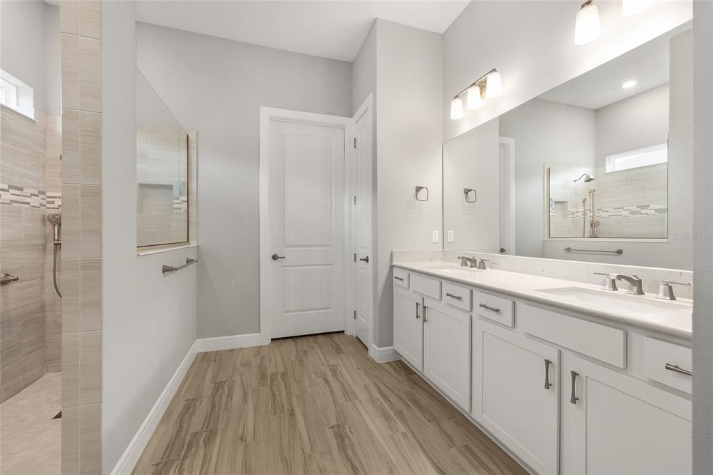 5693 Southwest 90th Court Road Ocala, FL 34481 - Photo 23 of 57