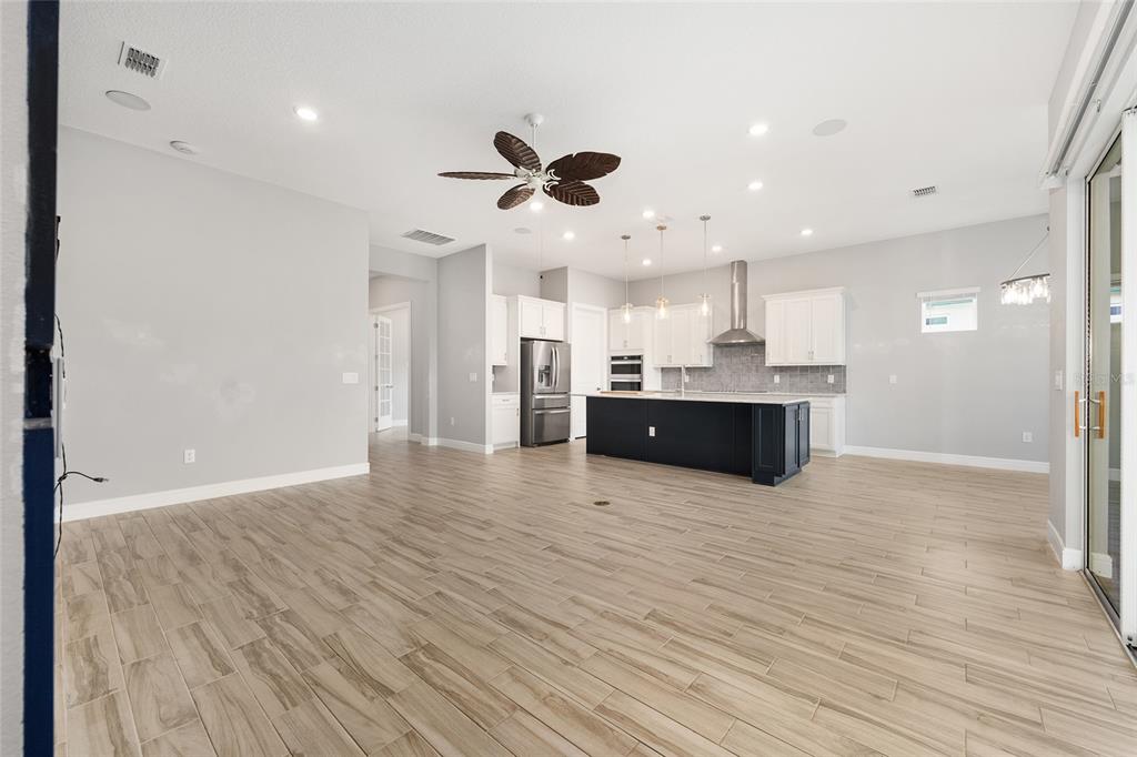 5693 Southwest 90th Court Road Ocala, FL 34481 - Photo 8 of 57