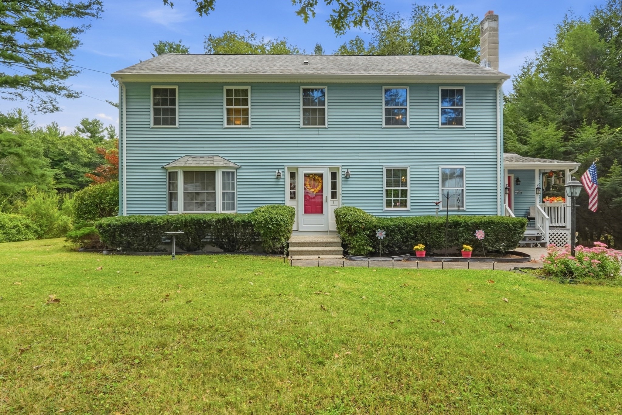8 Glenmere Road Charlton, MA 01507 - Photo 2 of 29 Gallery Image 2