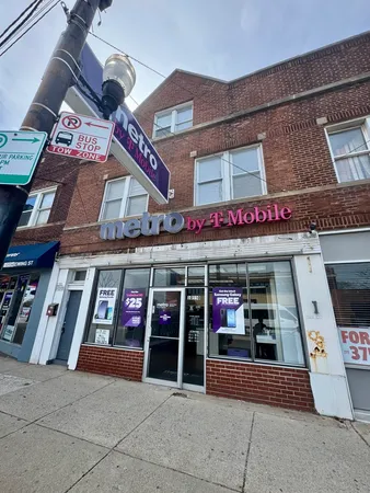 $379,900 | 10550 South Ewing Avenue, Chicago, IL 60617