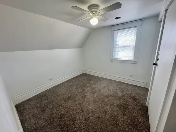 $379,900 | 10550 South Ewing Avenue, Chicago, IL 60617