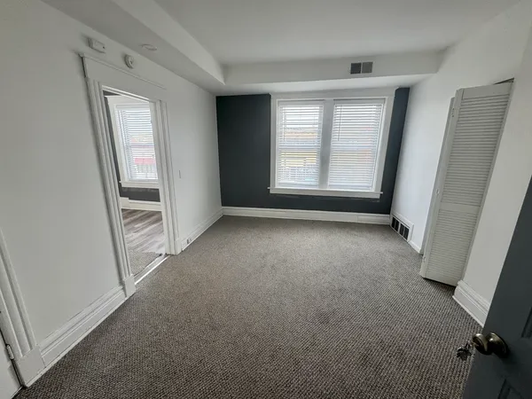 $379,900 | 10550 South Ewing Avenue, Chicago, IL 60617