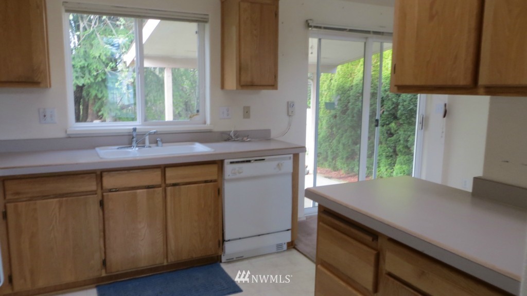 1101 South Scheuber Road, Unit 4 Centralia, WA 98531 - Photo 5 of 15 Gallery Image 5
