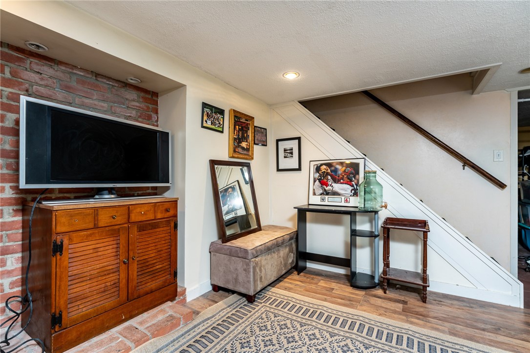570 Boston Neck Road North Kingstown, RI 02852 - Photo 22 of 34