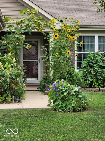 $320,000 | 3187 Limber Pine Drive, Whiteland, IN 46184