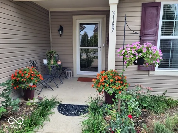 $320,000 | 3187 Limber Pine Drive, Whiteland, IN 46184
