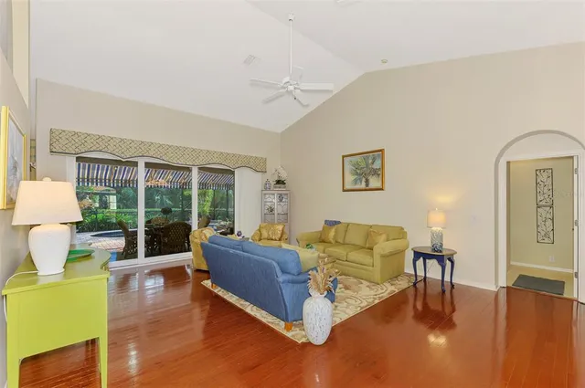 $524,900 | 114 Fieldstone Drive, Venice, FL 34292