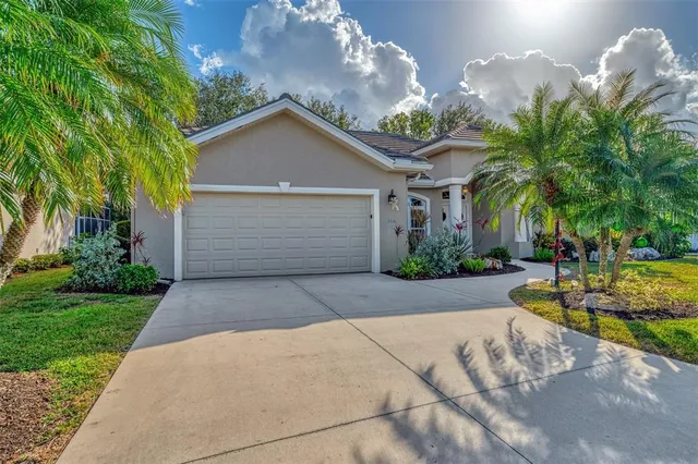 $524,900 | 114 Fieldstone Drive, Venice, FL 34292