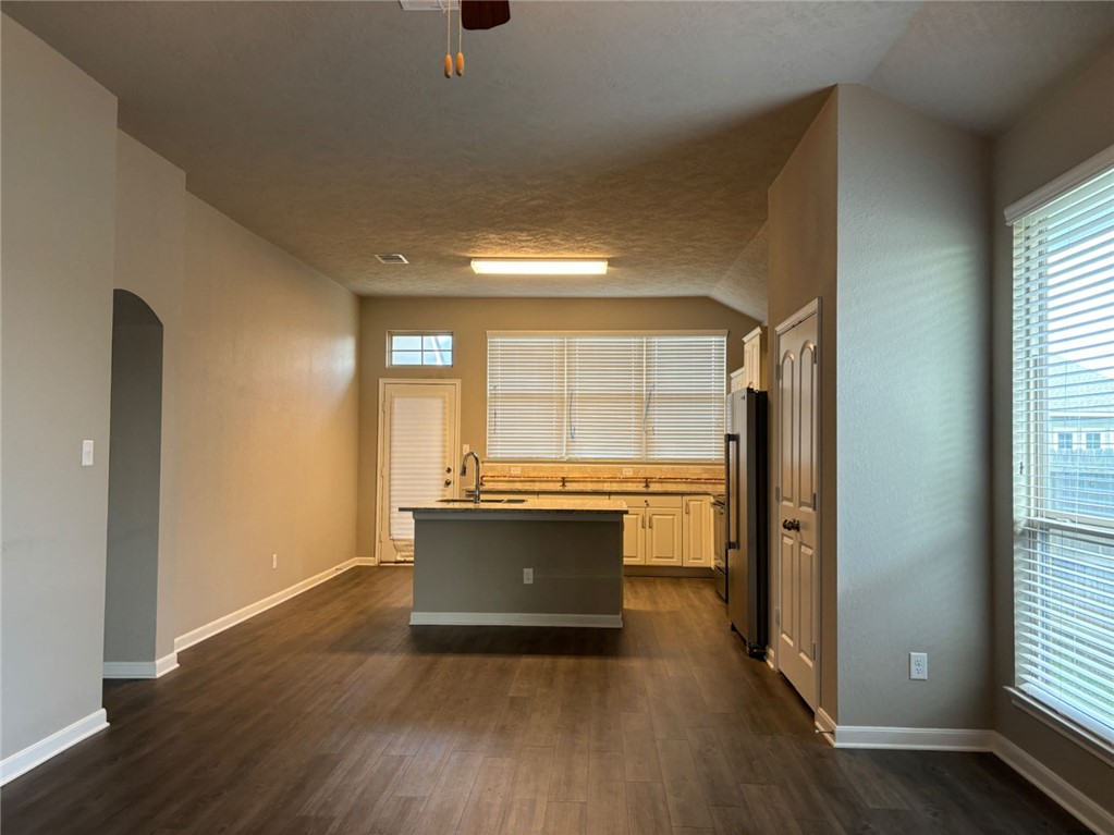 2015 Stubbs Drive Bryan, TX 77807 - Photo 7 of 18