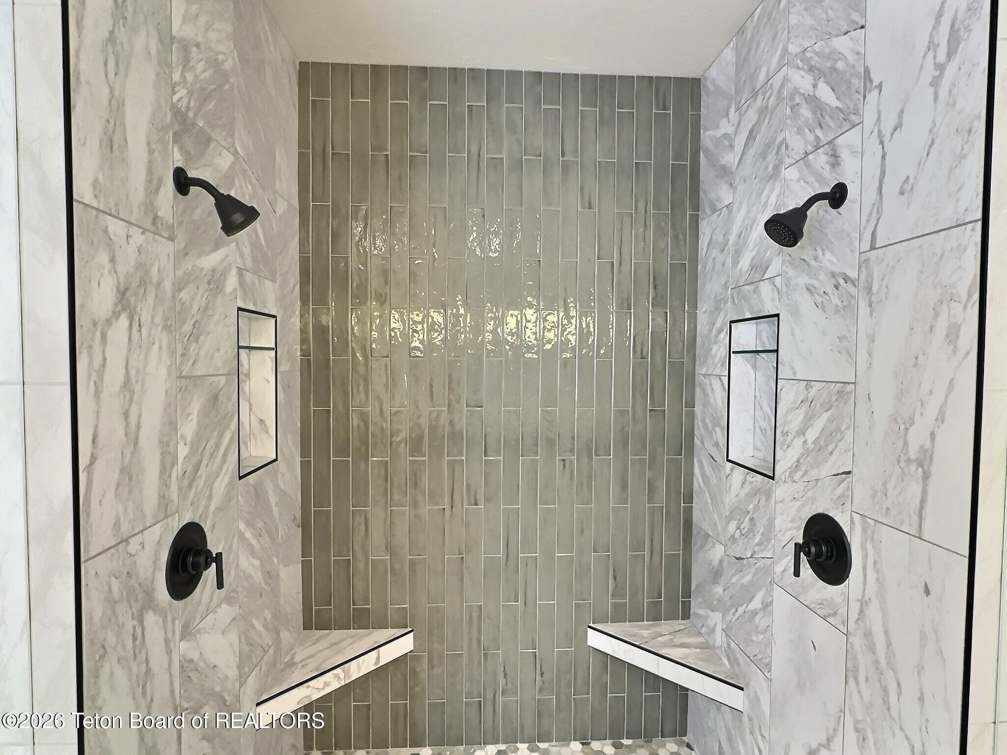 443 Royal Elk Circle Victor, ID 83455 - Photo 27 of 58 Dual Shower