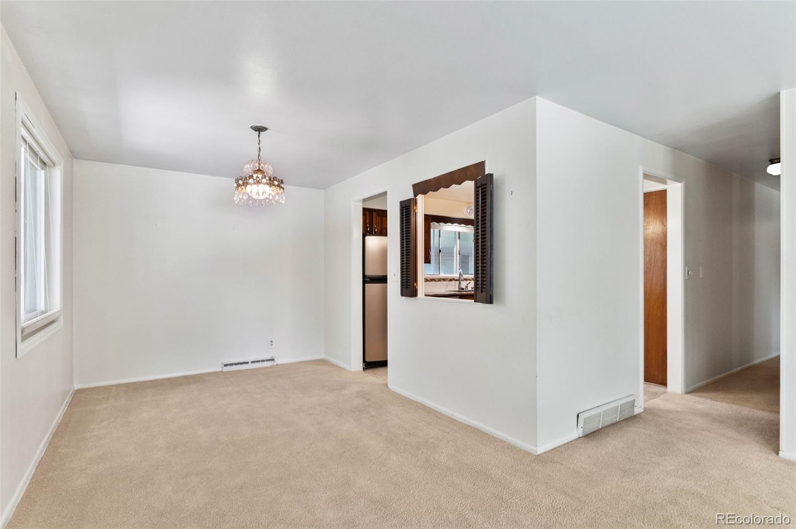 1637 South Stuart Street Denver, CO 80219 - Photo 17 of 31 Gallery Image 17