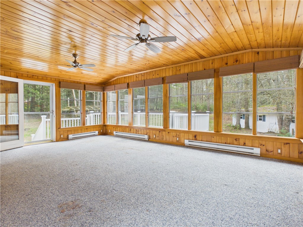 6502 Flat River Road Coventry, RI 02827 - Photo 14 of 34