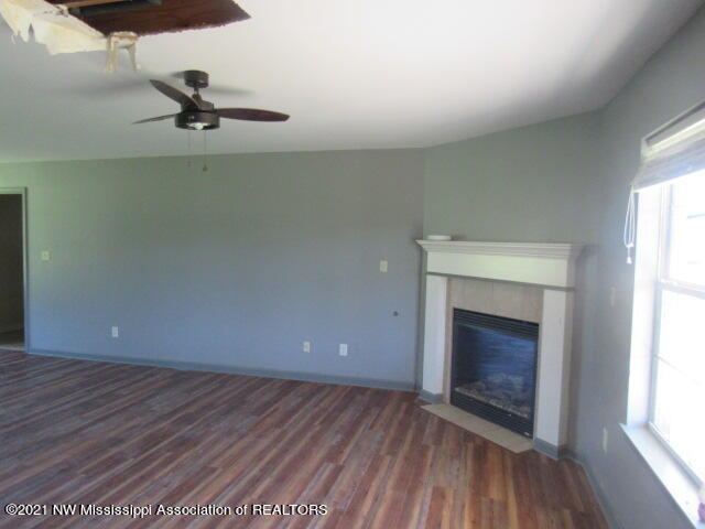 116 Waverly Road Senatobia, MS 38668 - Photo 5 of 23 IMG_4987