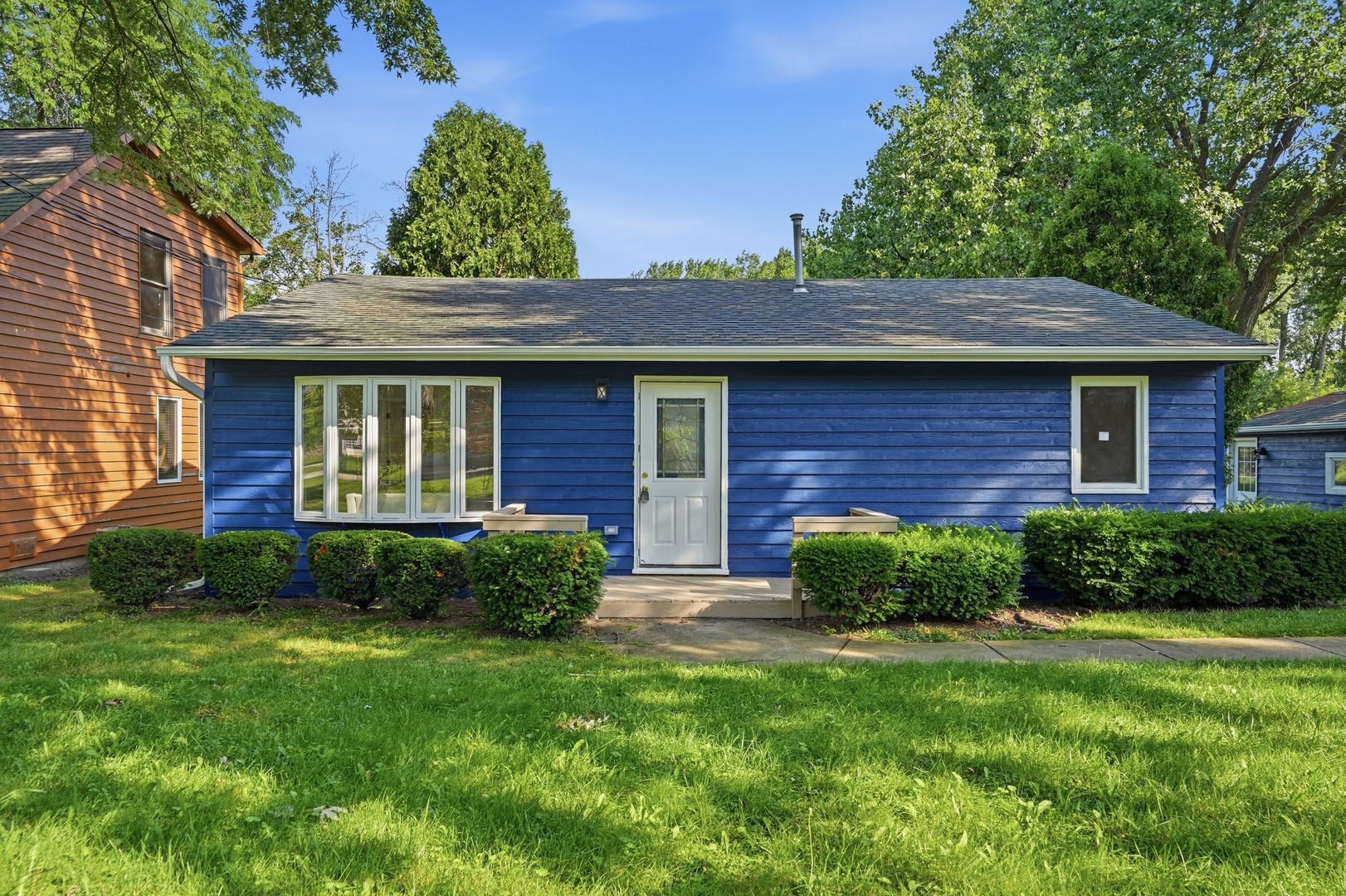 2804 Russett Road McHenry, IL 60050 - Photo 1 of 24