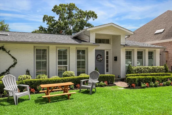 $7,750 | 6249 Olympia Drive, Houston, TX 77057