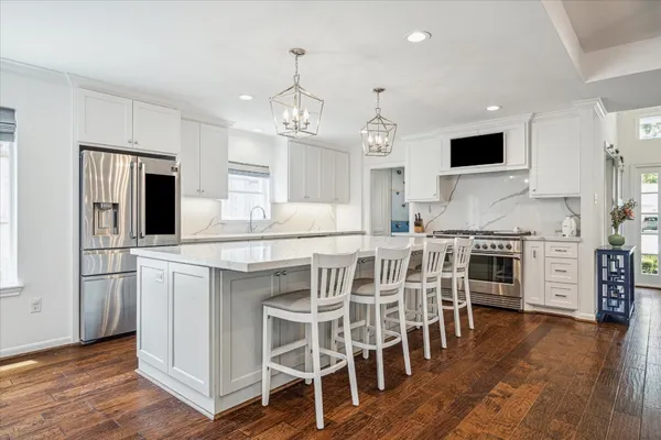 $7,750 | 6249 Olympia Drive, Houston, TX 77057