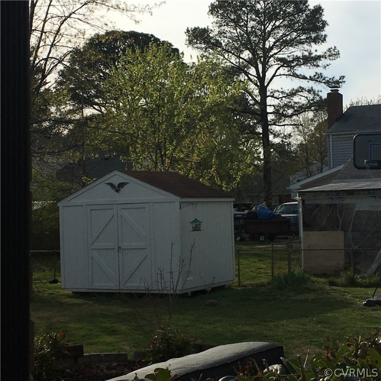 10108 Kexby Road Henrico, VA 23228 - Photo 13 of 14 Gallery Image 13