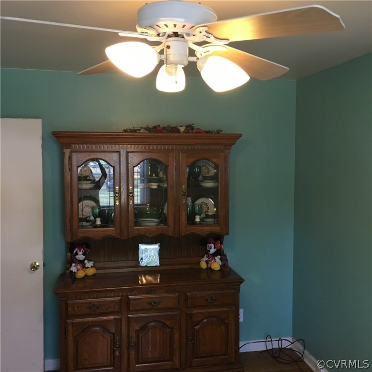 10108 Kexby Road Henrico, VA 23228 - Photo 7 of 14 Gallery Image 7