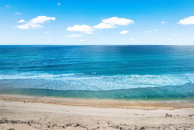 $18,000 | 3505 South Ocean Boulevard, Unit 12 NORTH, Highland Beach, FL 33487