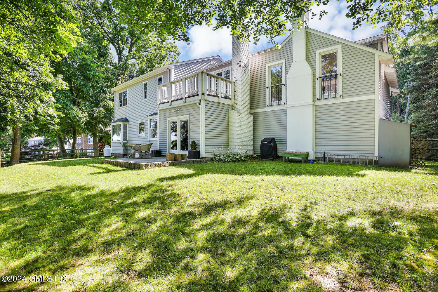 24 Juniper Lane Riverside, CT 06878 - Photo 32 of 35 24 Juniper Ln Riverside CT-large-007-029