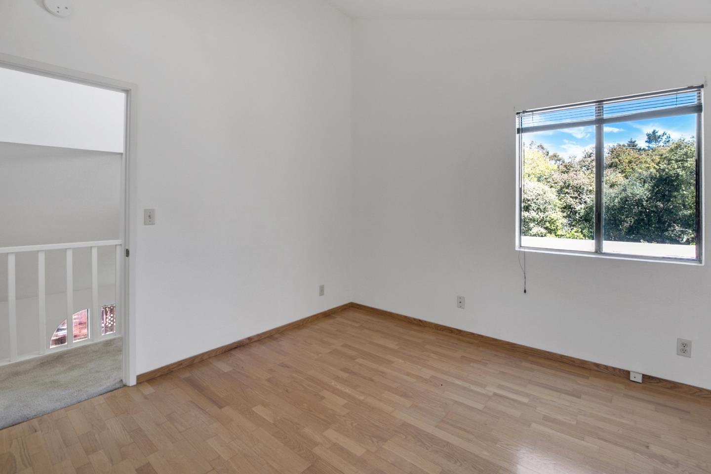 20 Seacliff Drive Aptos, CA 95003 - Photo 21 of 38 an empty room with a window