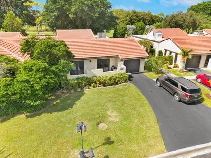 $639,000 | 8569 Casa Del Lago, Boca Raton, FL 33433