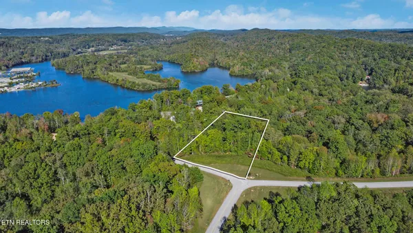 $15,900 | Lot 34 Crystal Springs Road, Rockwood, TN 37854