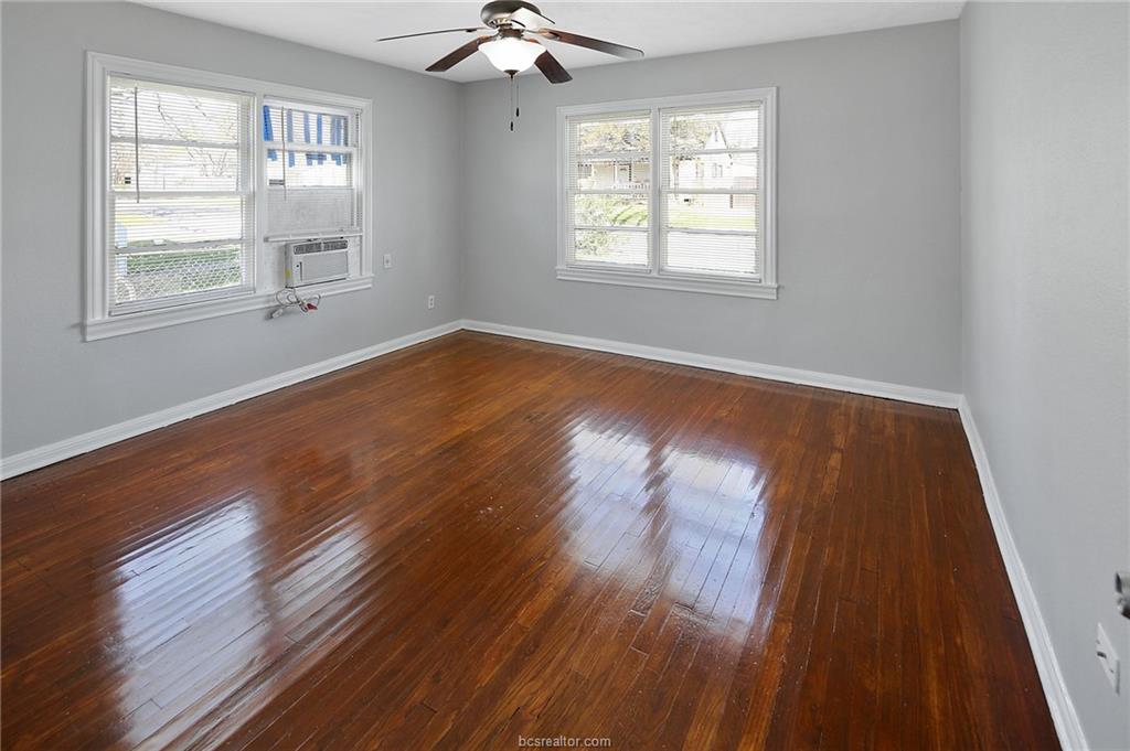 1504 Baker Avenue Bryan, TX 77803 - Photo 12 of 17