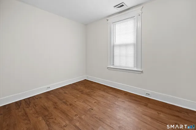 $2,300 | 254 Davis Street, Unit C, Watertown, CT 06779