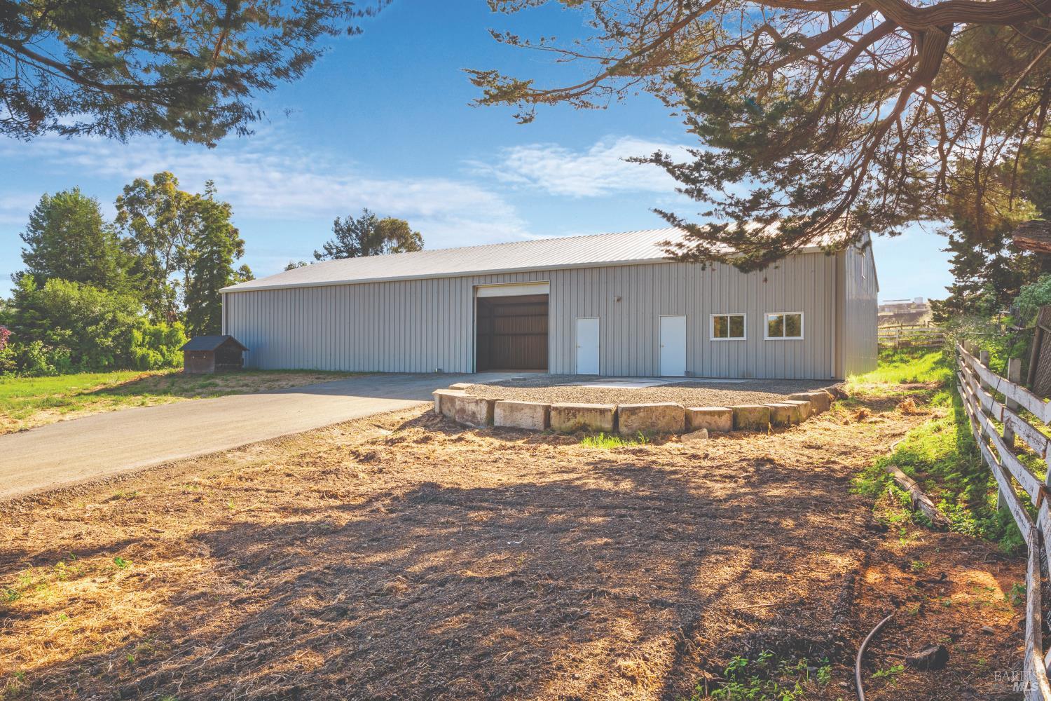 6370 Bloomfield Road Petaluma, CA 94952 - Photo 21 of 41